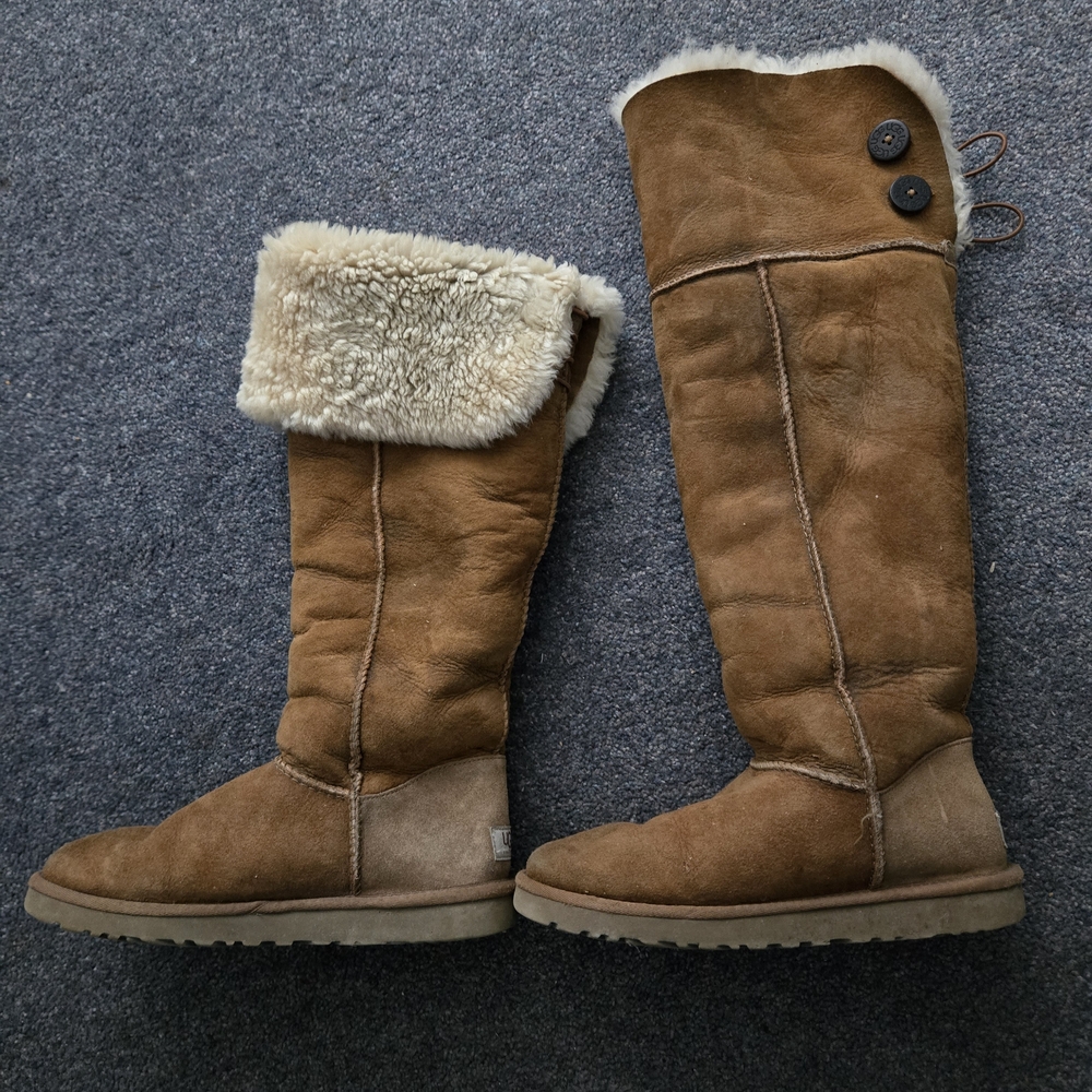 UGG Brown Shearling Winter Boots